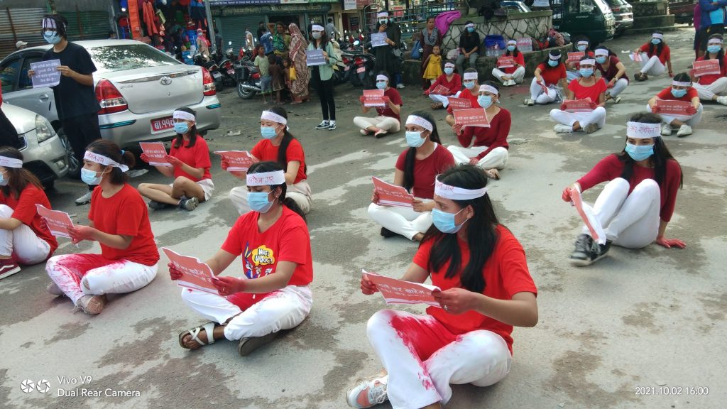 युथ कांग्रेस नेपाल पोखराको विरोध : ‘पिरियड इटसेल्फ इज ट्याक्सिङ इनफ’