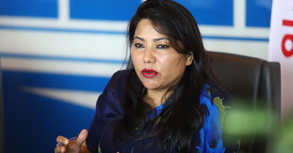 ओली एक्लै हिड्न खोज्दा एमाले भत्कियो : विकासमन्त्री झाँक्री