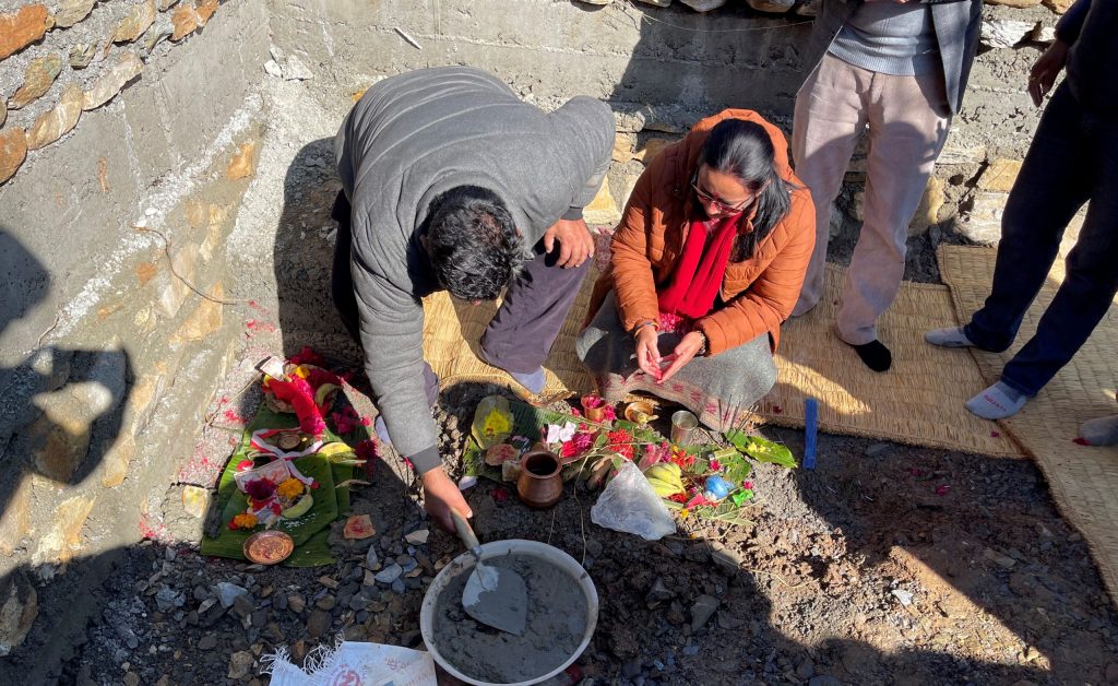 आँधीखोला गाउँपालिका वडा नं २ को वडा कार्यालय भवनको शिलान्यास