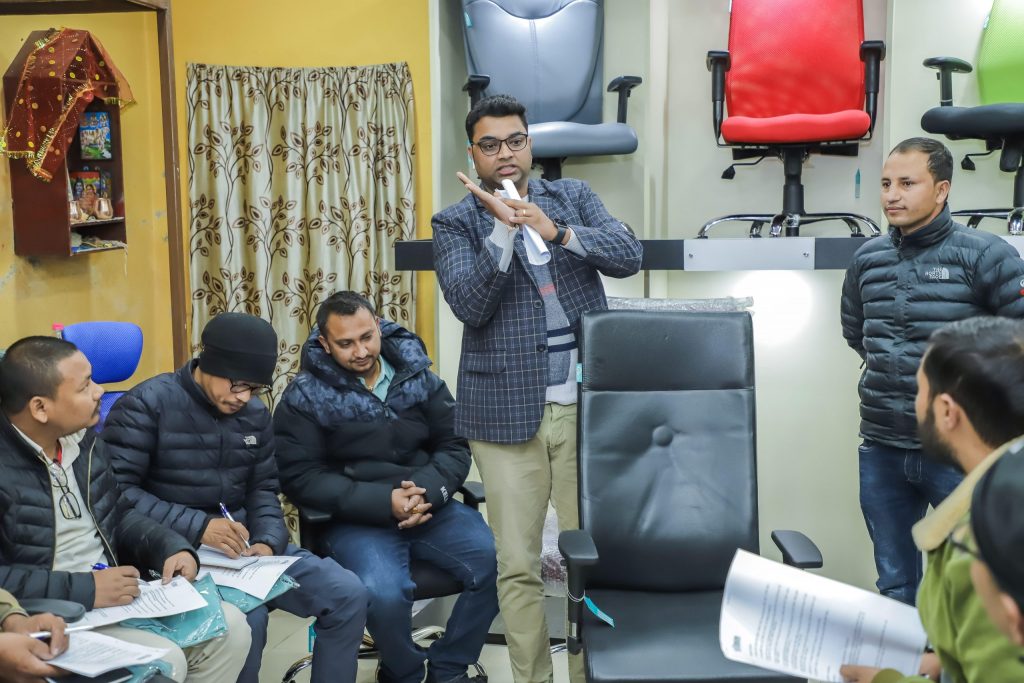 भिवोन ब्राण्डका प्रिमियम कुर्सीहरु पोखरामा, सिटीजन फर्निचर आधिकारिक विक्रेता