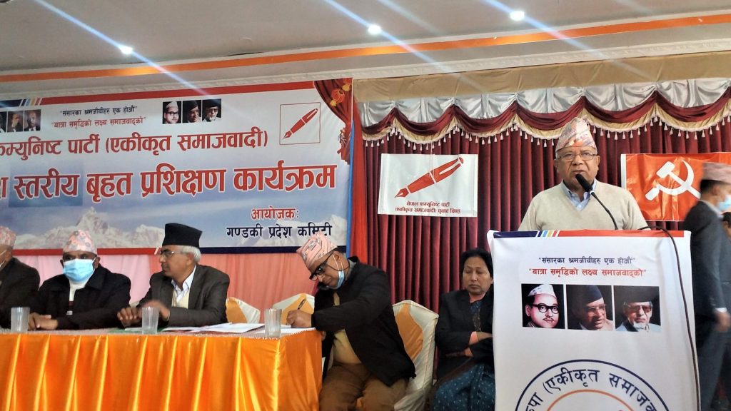 मलाई देखेर केपी ओलीको सातो गइरहनुपर्छ : माधव नेपाल