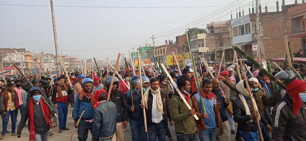 सीके राउतका कार्यकताले गरे आजदेखि पूर्व-पश्चिम राजमार्ग बन्द