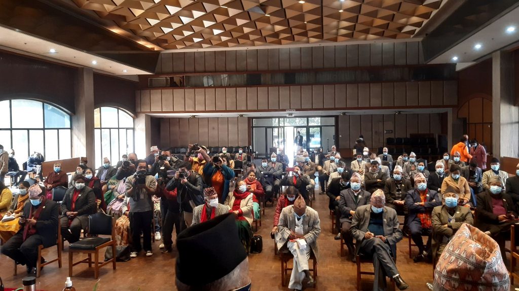 किन रोक्कियो महाभियोगको प्रस्ताव ल्याउनबाट एमाले