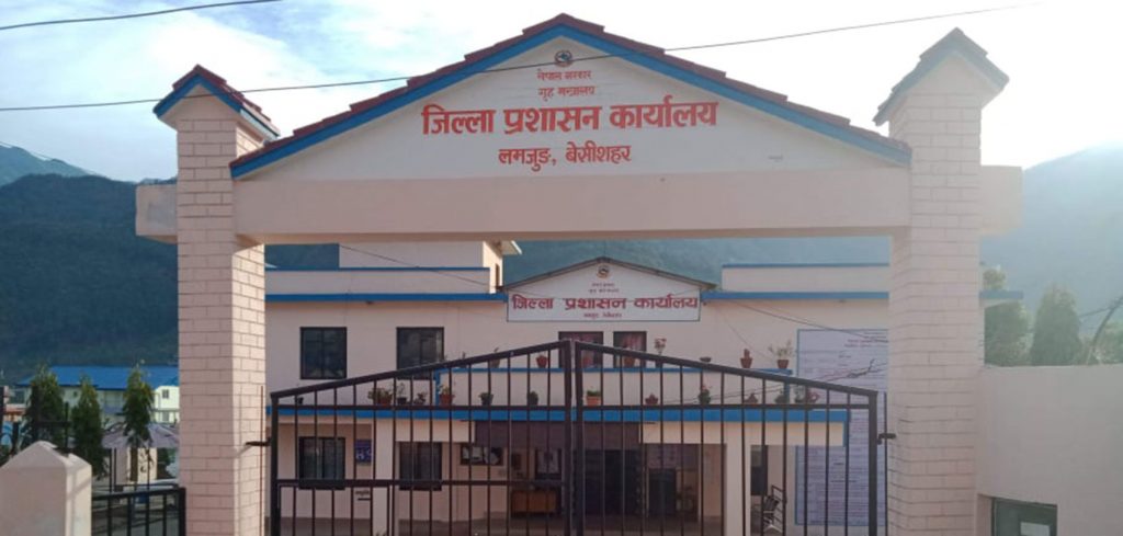 विद्यार्थीको मृत्यु पछि लमजुङको सिउँडीबारमा अनिश्चितकालीन कर्फ्यू