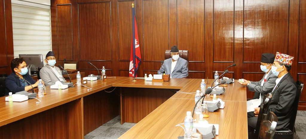 सत्ता गठबन्धनको बैठक अघि बालुवाटारमा मन्त्रिपरिषद् बैठक