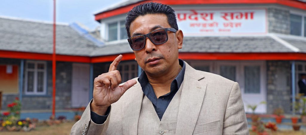 पृष्ठभूमि ‘गुण्डा नाइके’ रहेका मन्त्री गुरुङ आफ्नो विगतलाई पछ्याइरहन्छन्