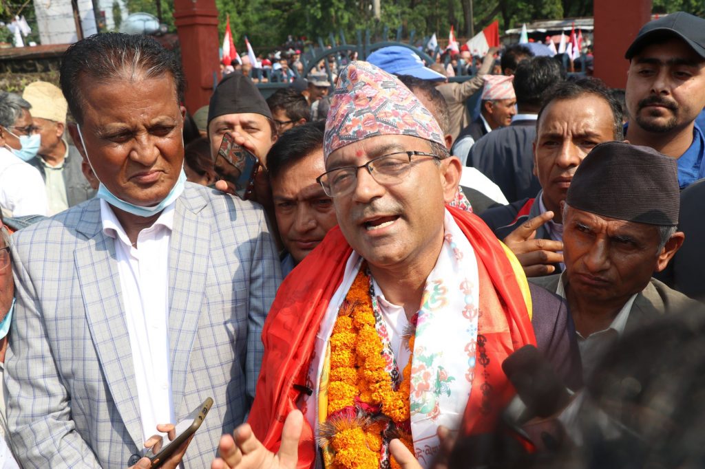 गठबन्धनका उम्मेदवार आचार्य भन्छन्, पोखरा महानगरमा १५-१८ हजार मतान्तरले जित्छौँ (भिडियोसहित)