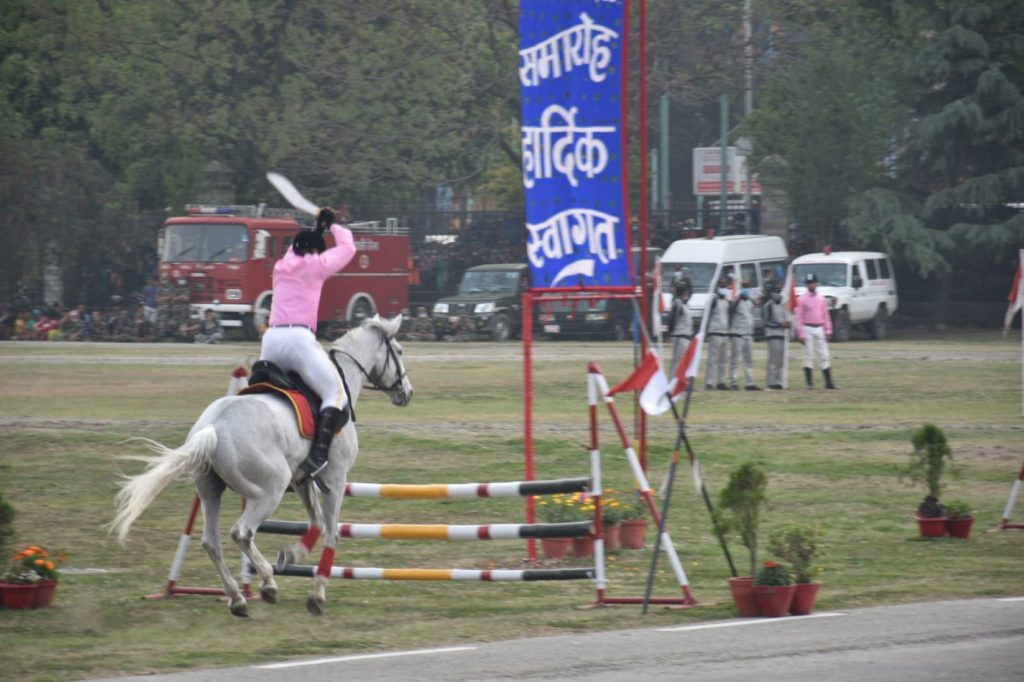 टुँडिखेलमा मनाइयो घोडेजात्रा
