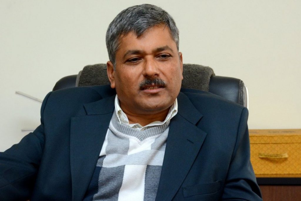 गभर्नर अधिकारीविरुद्ध अख्तियारमा उजुरी