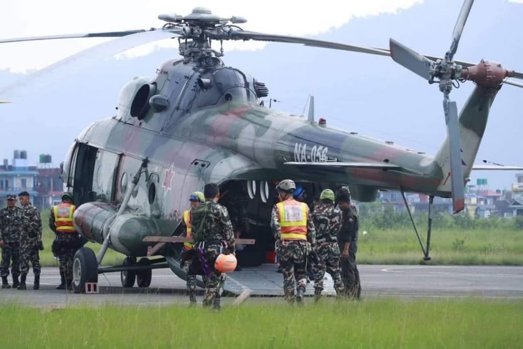 विमान खोज्न सेनाको टोली मानापाथी हिमालतर्फ प्रस्थान