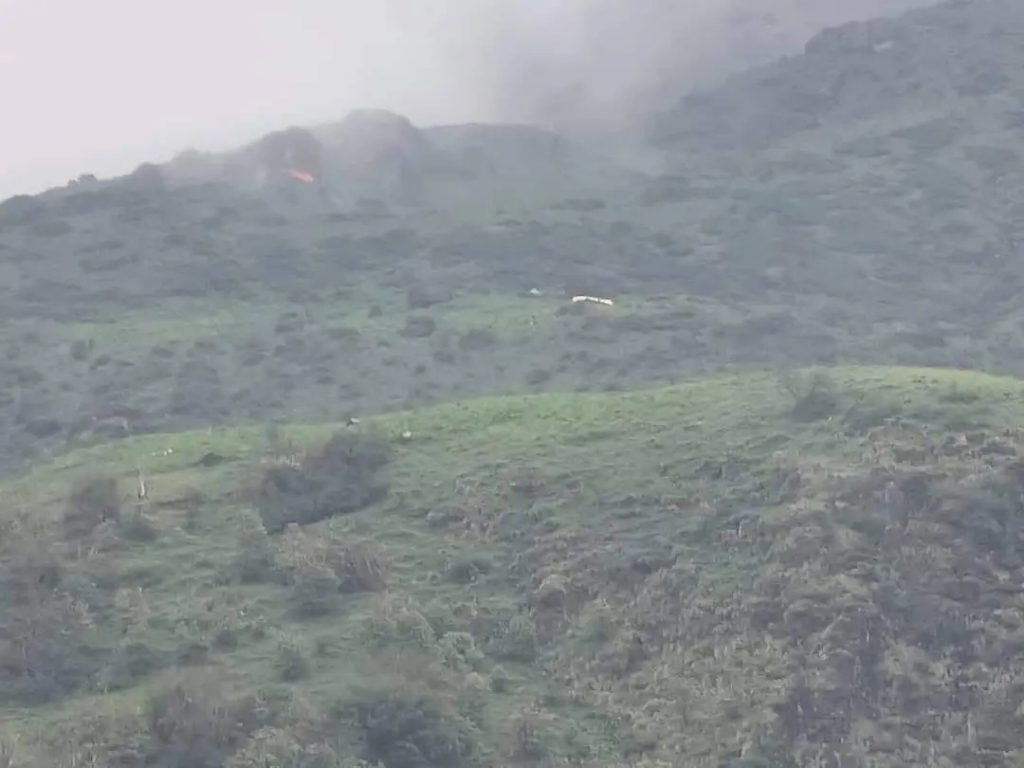 हराईरहेको तारा एयरको जाहाज जलिरहेको अवस्थामा देखियो