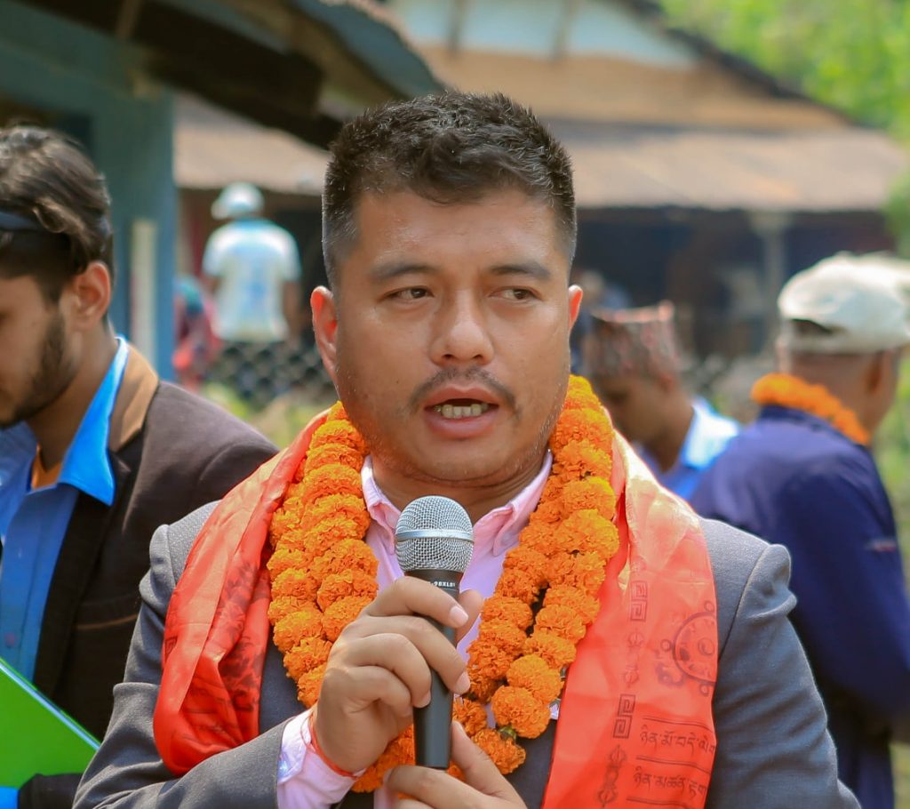 हामीले चुनाव जिते काम नगर्ने ठेकेदारलाई मादी छिर्न दिन्नौँः महेन्द्र गुरुङ