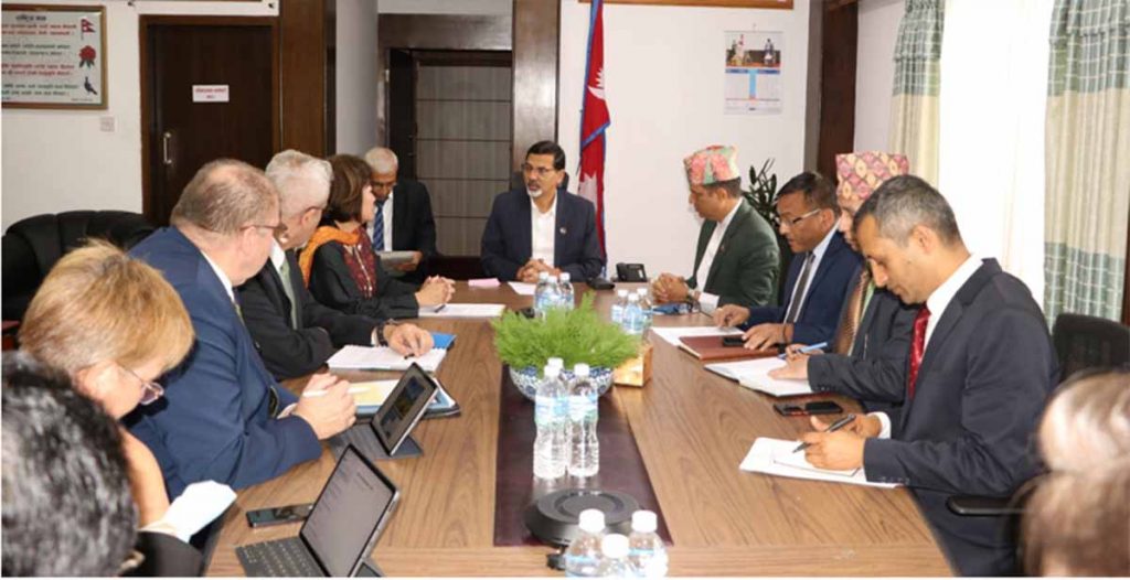 अर्थमन्त्री शर्मासँग विश्व बैंकका प्रबन्ध निर्देशकको शिष्टाचार भेट