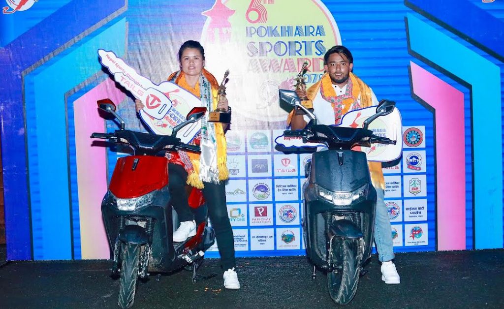 पोखरा स्पोर्टस् अवार्ड : प्रदीप र अरुणा वर्ष खेलाडी घोषित