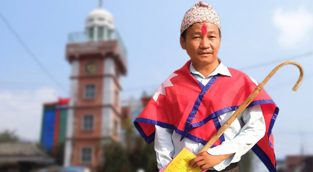 मेयर हर्क साम्पाङको घोषणा : ‘गाडी बेचेर सडकका खाल्टा टाल्न रोलर किन्छौ’