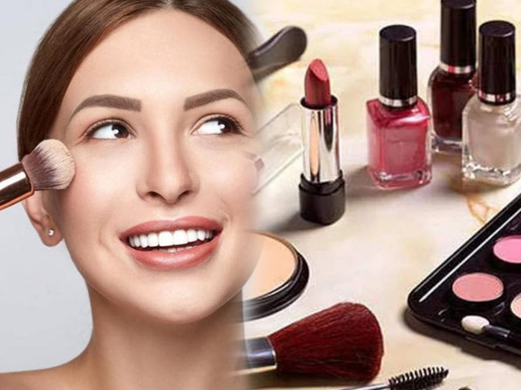 मेकअपका सामानका लागि ११ महिनामै बाहिरियो ३ अर्ब
