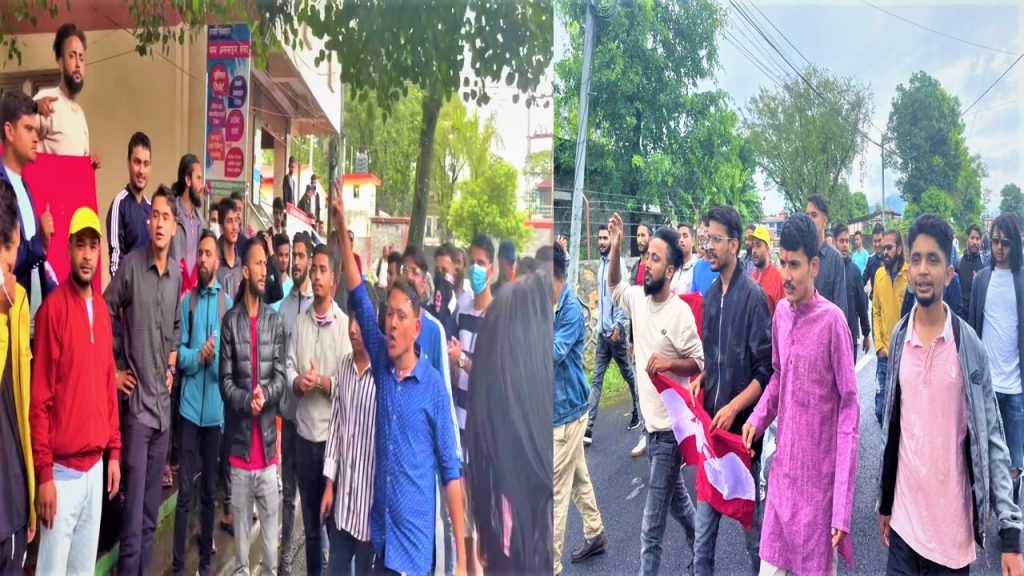 अत्याधिक कर बढाएको भन्दै गण्डकीका मुख्यमन्त्रीको राजीनामा माग्दै नेविसंघ सडकमा