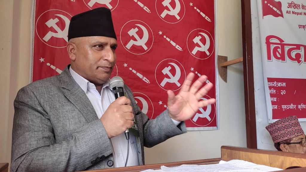 गण्डकीका अर्थमन्त्री बरालमाथि आयोगमा उजुरी, सरकारी बजेट आमा समूहलाई बाँडेको आरोप