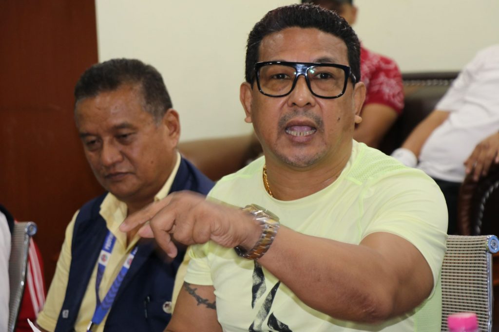 गण्डकीका मन्त्री मनाङेलाई २५ हजार जरिवाना