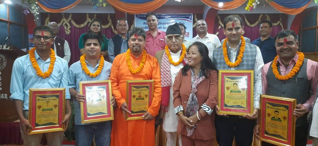 पत्रकारमाथि अंकुश लगाउने नियत छैन : मुख्यमन्त्री पोखरेल
