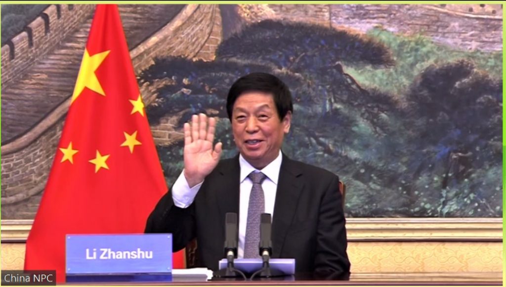 प्रधानमन्त्री देउवालाई भेट्दै चिनियाँ सभामुख ली