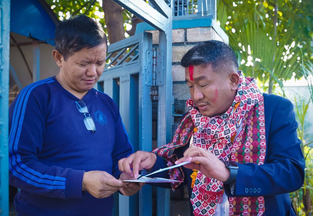 देशलाई बलियो बनाउन गठबन्धनको सरकार आवश्यक : उम्मेदवार दिपक गुरुङ