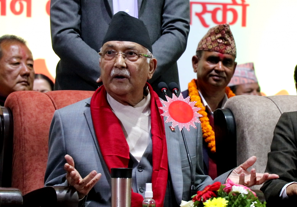 एमाले अध्यक्ष ओली भन्छन्, ‘गृह मन्त्रालय रास्वपाले नै पाउनुपर्छ’