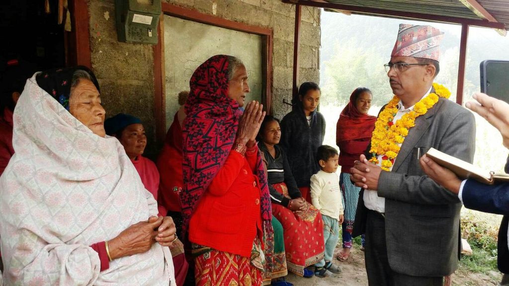 मगरबेशीका बासिन्दाको गुनासो : मत पाएकाहरु सांसद र मन्त्री भए तर, हाम्रो पीडा सुनेन्