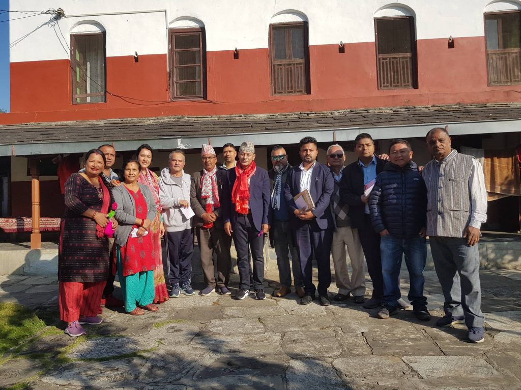 ‘उपलब्धि जोगाउन र विकासका लागि गठबन्धनका उम्मेदवारलाई भोट’