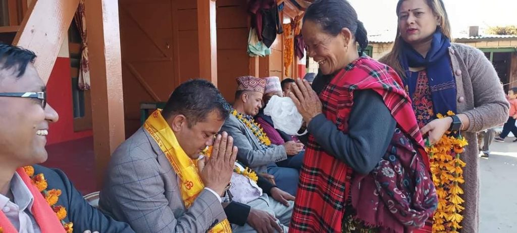 अबको पाँच वर्षमा पर्वतवासीका सवै आवश्यकता पुरा गर्छौै : एमाले उम्मेदवार