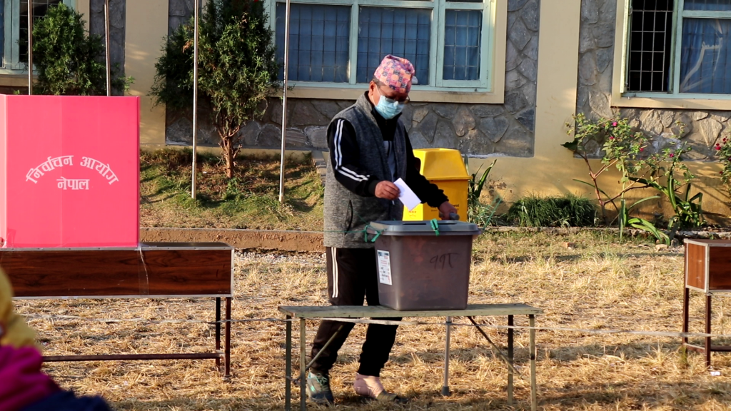 प्रदेश तथा प्रतिनिधिसभा सदस्य चयनका लागि मतदान सुरु