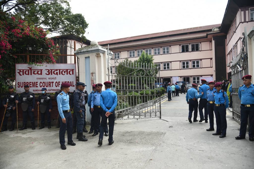 सर्वोच्चको आदेशबिना जबरालाई प्रवेश नदिन प्रहरीलाई निर्देशन