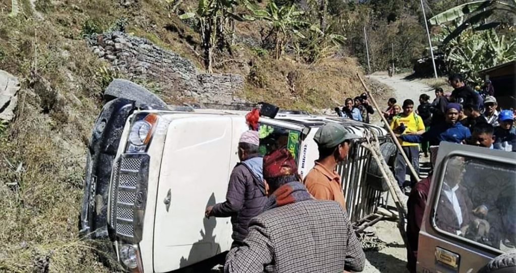 म्याग्दीमा जिप दुर्घटना : एकको ज्यान गयो, ७ घाइते