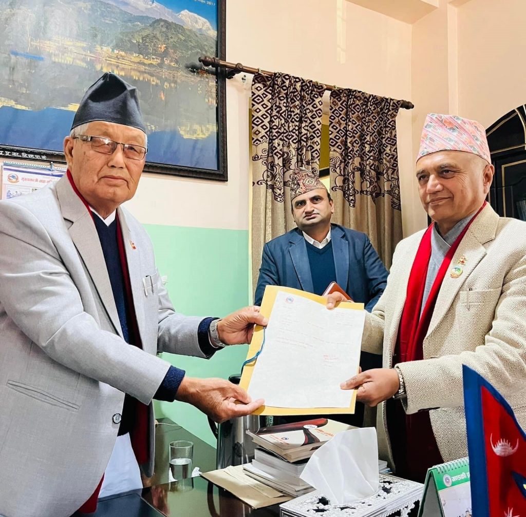 गण्डकीको मुख्यमन्त्रीमा एमाले नेता खगराज अधिकारी