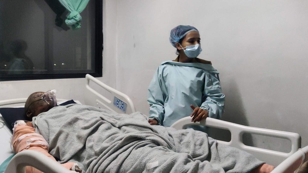 संसद भवन अगाडि आफैमाथि आगो लगाएका प्रेम आचार्यको निधन