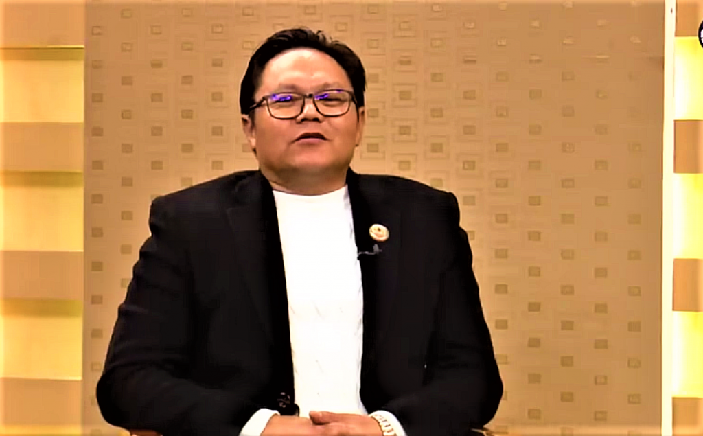 अनियमतताको हल्ला सुनिएको भन्दै मन्त्री किराँतीले कर्मचारीलाई दिए अख्तियार पठाउने चेताउनी