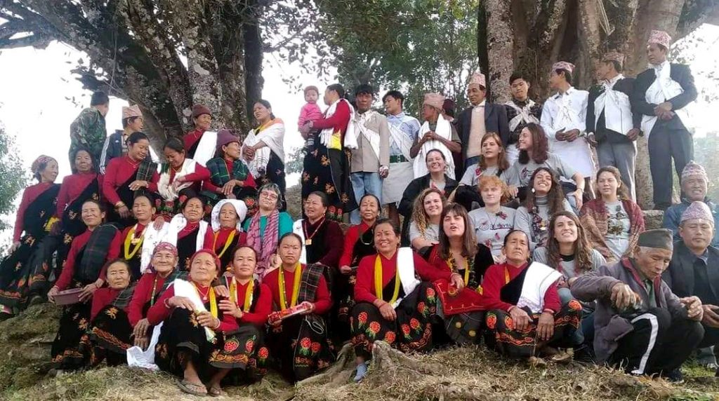 पर्यटकलाई निम्तो दिन उवाथोक होमस्टेको टोली पोखरा महोत्सवमा