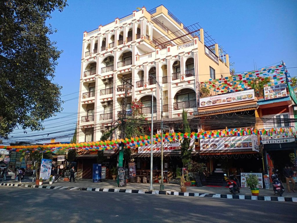 होटल रानीवनमा ‘प्रणय दिवस विशेष’ कार्यक्रम, धर्मेन्द्र सेवानको विशेष प्रस्तुति