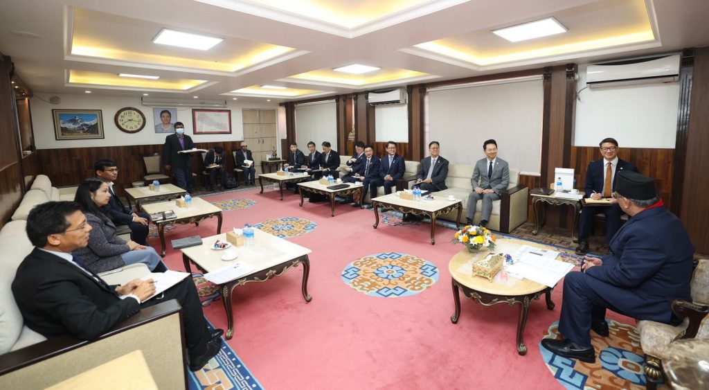 प्रधानमन्त्री प्रचण्डसँग कोरियाका राष्ट्रपतिका विशेष दूतद्वारा भेट