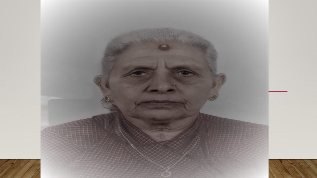 पत्रकार पाठकलाई मातृ शोक