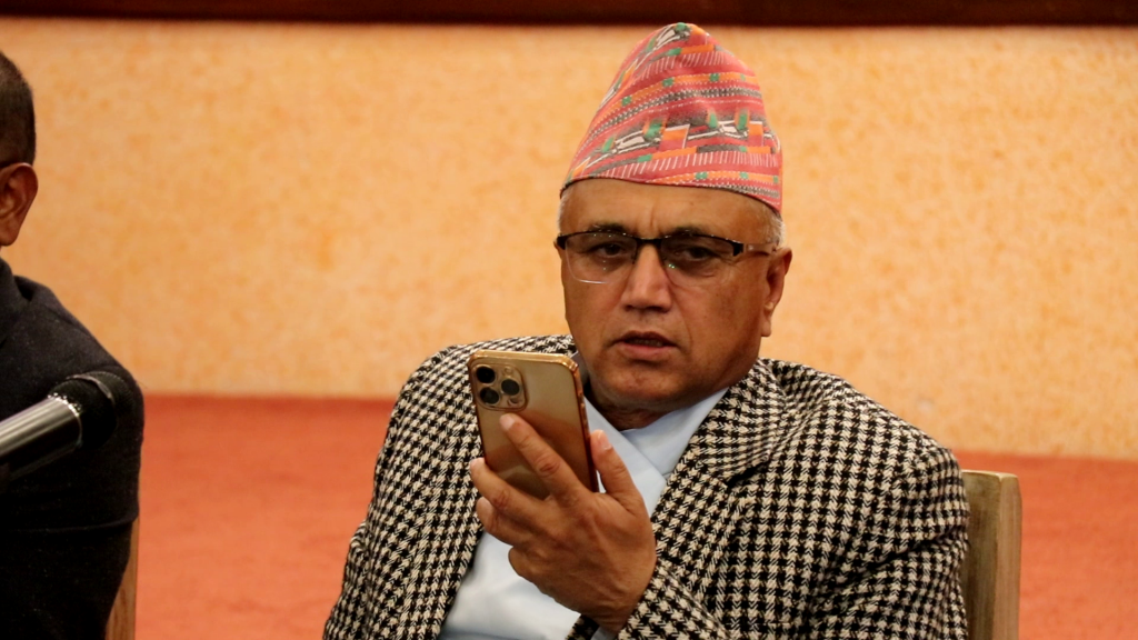 एसपीलाई मुख्यमन्त्री अधिकारीको फोन : लेकसाईडमा अनावश्यक चेकजाच र ढोका ठोक्ने काम नगर्नु (भिडियो)