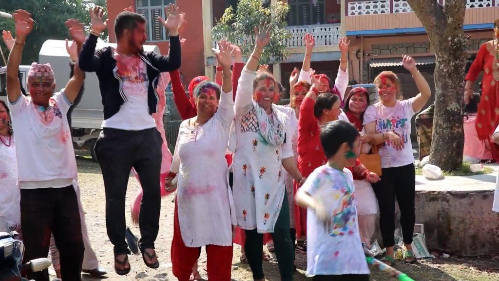 आज रङहरुको पर्व होली