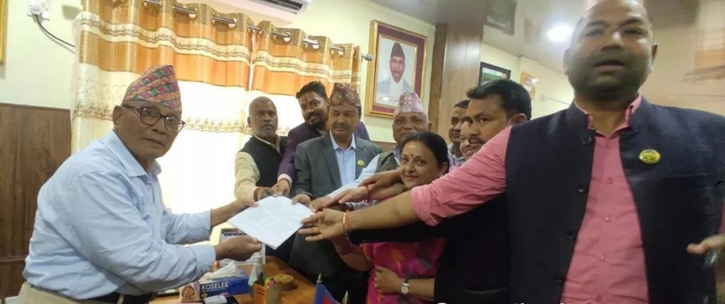 लुम्बिनी प्रदेशमा कांग्रेसका डिल्ली चौधरीलाई मुख्यमन्त्री बनाउन माग,५४ सांसदको हस्ताक्षर