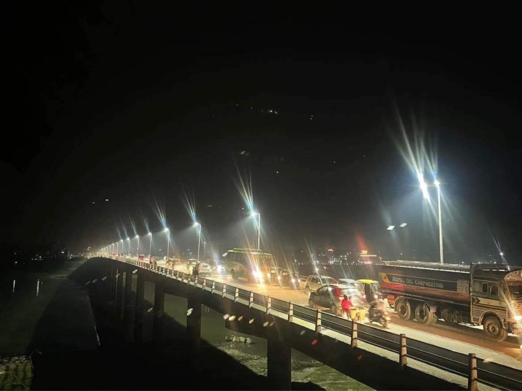 अब नारायणी पुलमा ‘स्मार्ट बत्ती’