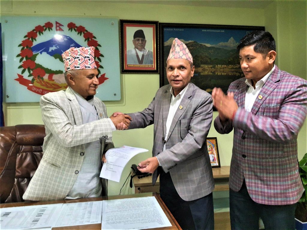 गण्डकीमा माओवादी मन्त्रीले दिए राजीनामा