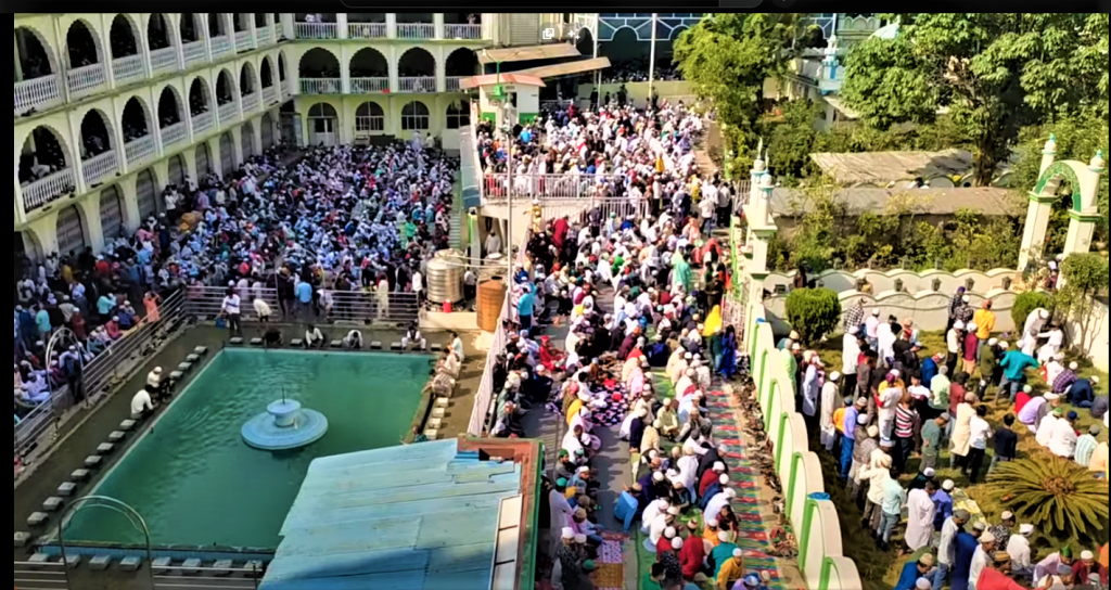 आज इदुलफित्र पर्व मनाउँदै