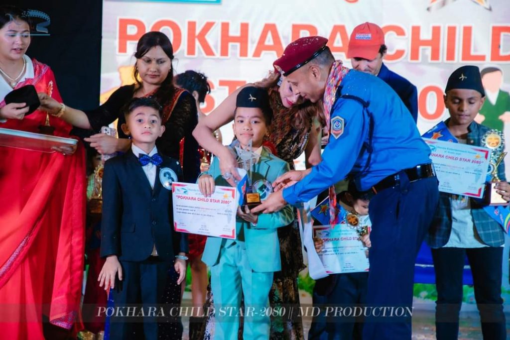 पोखरा चाईल्ड स्टारको उपाधि विल्शन र सायनाले जिते