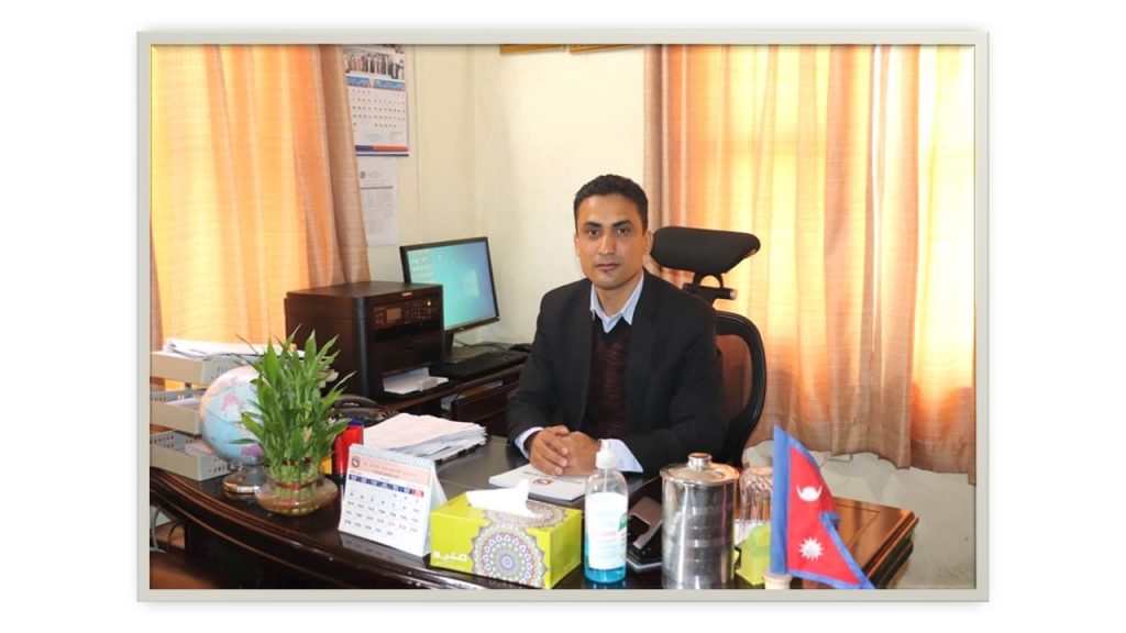 गण्डकीको नीति तथा योजना आयोग सदस्यमा अधिकारी