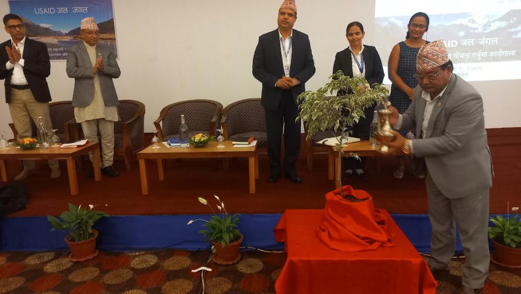 प्राकृतिक श्रोतलाई समृद्धिको आधार बनाउनुपर्छ : मन्त्री थापा