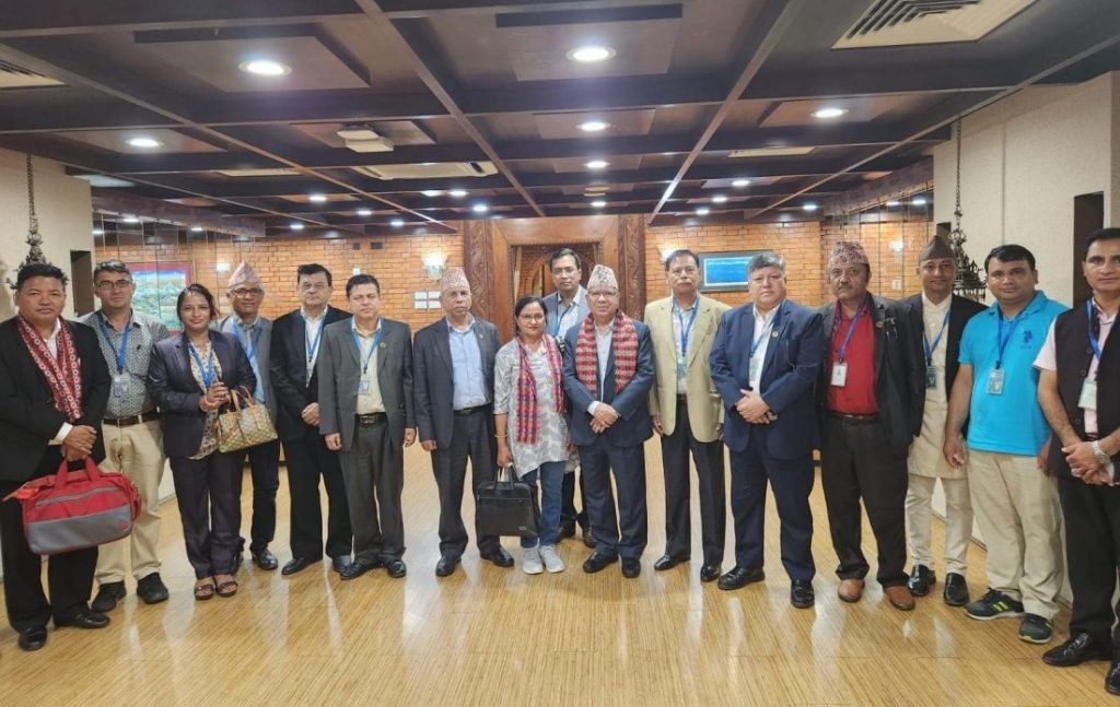 नेकपा एसका अध्यक्ष नेपाल दुई साताका लागि जेनेभा प्रस्थान